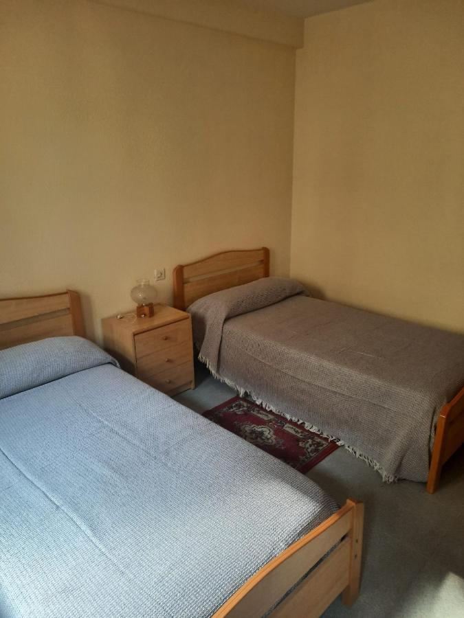 Habitaciones Pension El Parque Sabiñánigo 外观 照片